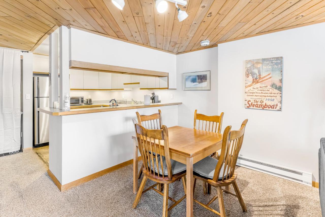 A Scent Of Pine Apartment Steamboat Springs Bagian luar foto